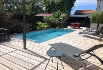 Villa Lola au centre-ville de La Teste has Balcony rooms