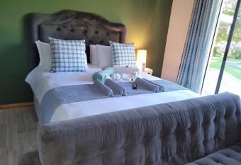 Ayana bnb has Balcony rooms