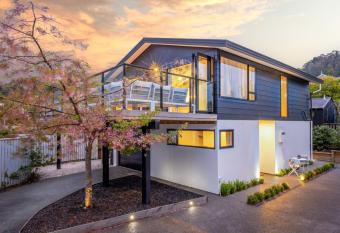 City Apartments has Balcony rooms