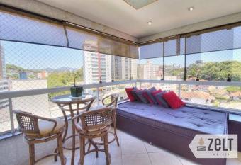 Extremo Conforto    5 minutos da Vila Germ  nica allows 18 year olds to book a room