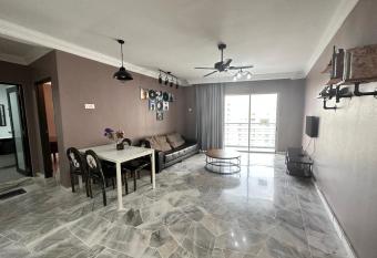 COZY SUITE @PD MARINA RESORT has Balcony rooms