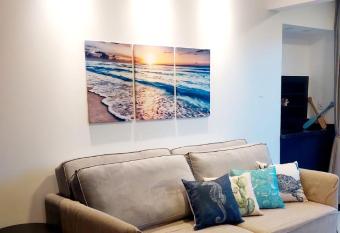 Apartamento a 350m da praia, perto do Beto Carrero allows 18 year olds to book a room