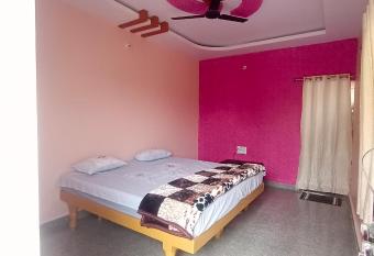 Puneeth Homestay has Balcony rooms