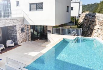 The SJ Poolvilla has Balcony rooms