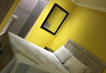 ELSON LODGE allows 18 year olds to book a room