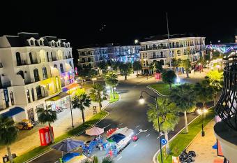 New Citi Homestay has Smoking/Balcony rooms