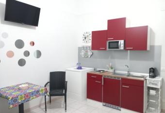 VENTO DI PONENTE has Balcony rooms