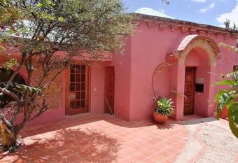 Casa unica agradable de campo con boveda has Balcony rooms