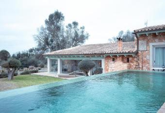 Finca Hotel Rural Es Tur   has Balcony rooms