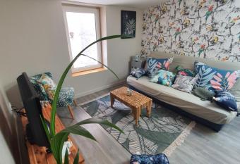 CITY COSY allows 18 year olds to book a room