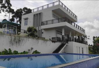 3 mountain village has Balcony rooms