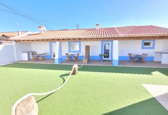 Casa da Costureira has Balcony rooms