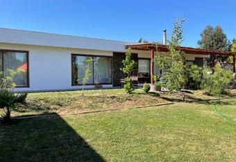 Casa Santa Cruz a 5 min del centro has rooms with a private hot tub