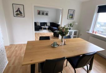 Apartment in the center of T  rshavn, free parking. has Balcony rooms