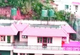 Hills View Coonoor Villa has Balcony rooms