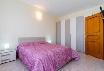 Bilocale Gallipoli centro allows 18 year olds to book a room