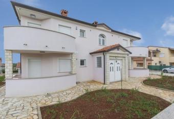 Villa Filo Apartments has Balcony rooms