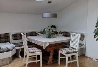 Haus Jastrinsky has Balcony rooms