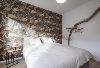 G  tes in Huy - Appartements chaleureux dans le centre de Huy allows 18 year olds to book a room