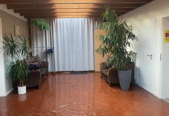 Gold Star Apartment Nr.2 allows 18 year olds to book a room