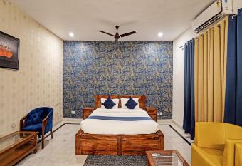 Jain Residency has Smoking/Balcony rooms