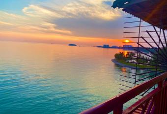 D  Sea View Apartment has Balcony rooms