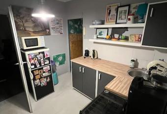 Inspiruj  ce miejsce z widokiem na Miasto! allows 18 year olds to book a room