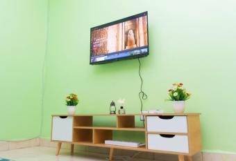 Kasri allows 18 year olds to book a room