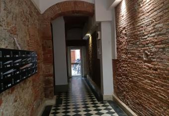 Antica casa Ceccardi has Balcony rooms