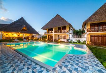 Mahi Mahi Beach Hotel has Balcony rooms