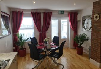 Dunderry Lodge Self Catering Family Lodges has Balcony rooms