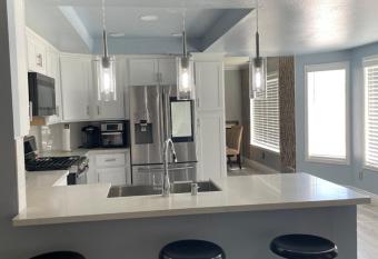 Beautiful home in Sunnymead Ranch close to freeways, malls, shopping centers   . has Balcony rooms