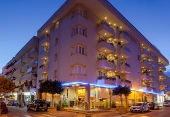 Aparthotel Duquesa Playa has Balcony rooms