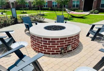 Majestic 2BR/ 2BA APT,Perfect for your Getaway! has Balcony rooms