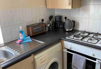 3, 46 Sneinton Hermitage NG2 4BS allows 18 year olds to book a room