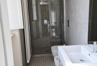 Al Palazzotto allows 18 year olds to book a room