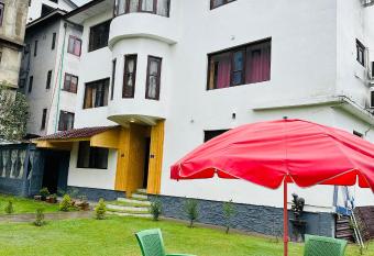 The Iceland Hotel Srinagar allows 18 year olds to book a room