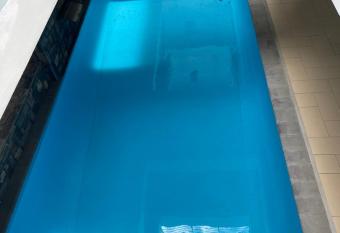 Grand Bay Heights Apartments has Balcony rooms