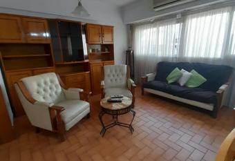 Departamento Salta allows 18 year olds to book a room
