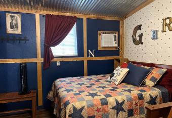 Acorn Hideaway Frontier Suites - Star Observer has Balcony rooms