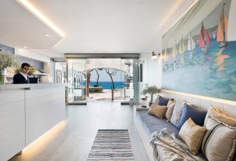 Hotel Terramar has Balcony rooms