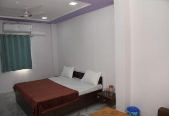 Hotel Dwarkesh has Balcony rooms