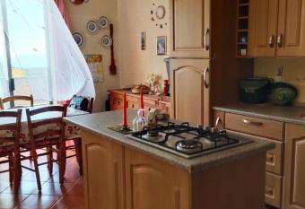 Holiday /Residential Appartment has Balcony rooms