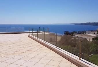 Suite Vista Mare allows 18 year olds to book a room