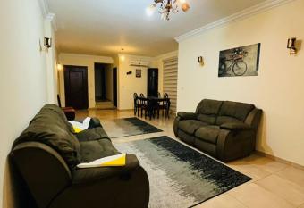 Modern entire apartment in the heart of Sheikh Zayed city allows 18 year olds to book a room