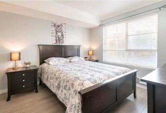 Lovely 3 bed Condo With Balcony     Indoor Parking has Balcony rooms