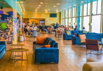 Novotel Puerto Montt allows 18 year olds to book a room