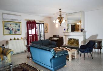 Loft House With View The Town Of Trikala has Balcony rooms