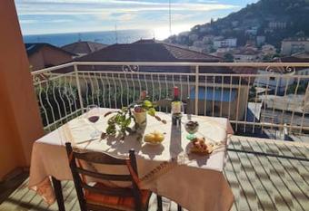 Casa MA.RE has Balcony rooms