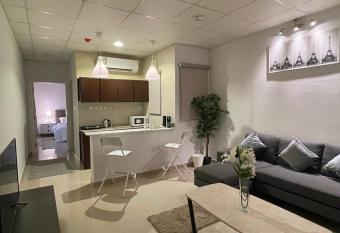 Dammam Gate Suite has Balcony rooms